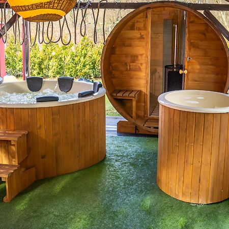 Holiday Home Vegas - House And Garten For Exclusive Use Колцево Екстериор снимка