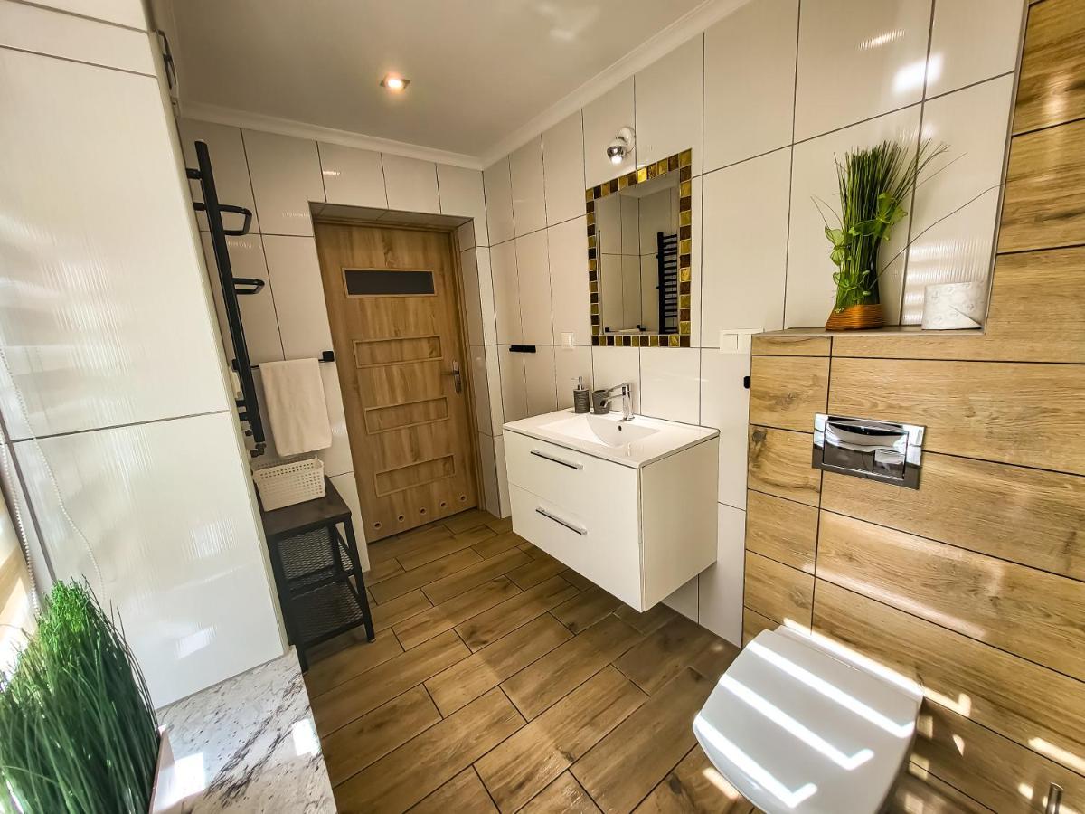 Holiday Home Vegas - House And Garten For Exclusive Use Колцево Екстериор снимка