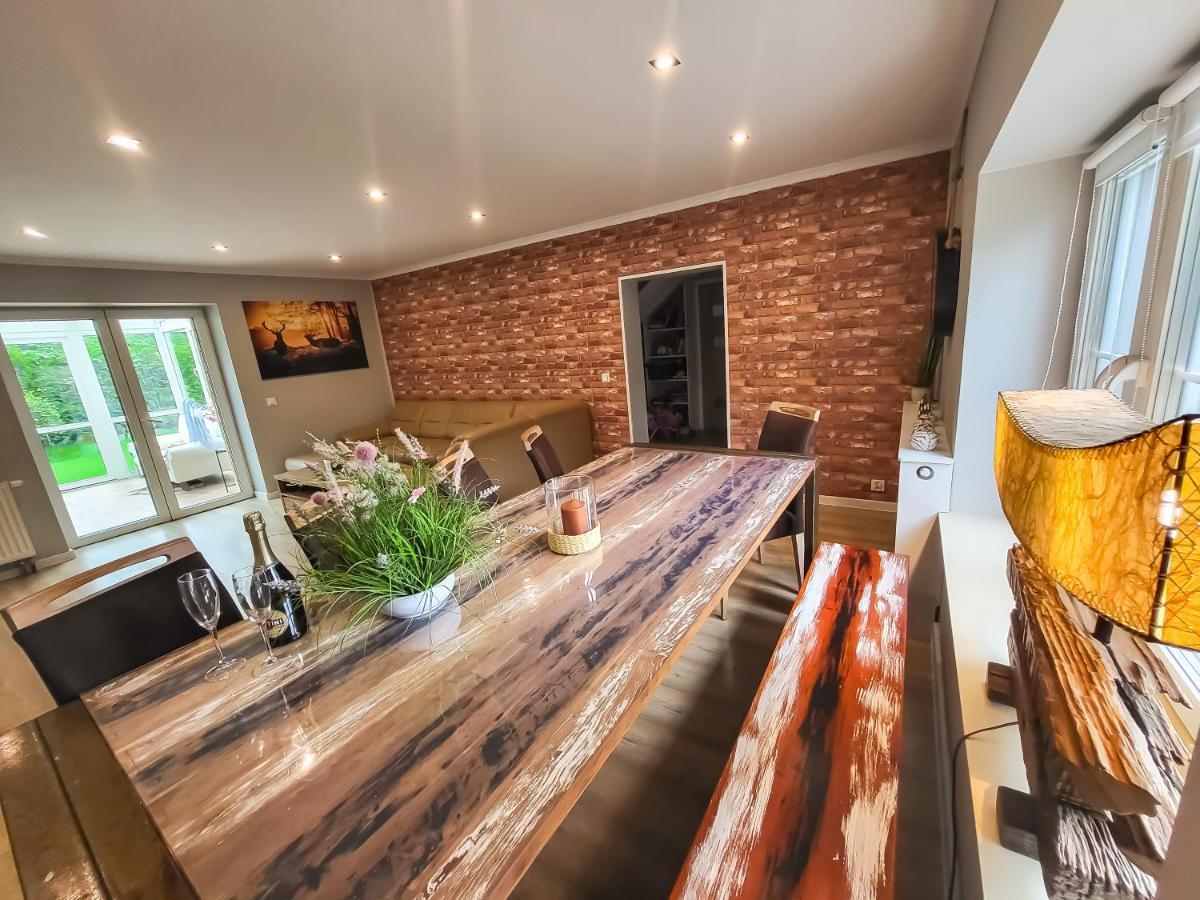 Holiday Home Vegas - House And Garten For Exclusive Use Колцево Екстериор снимка