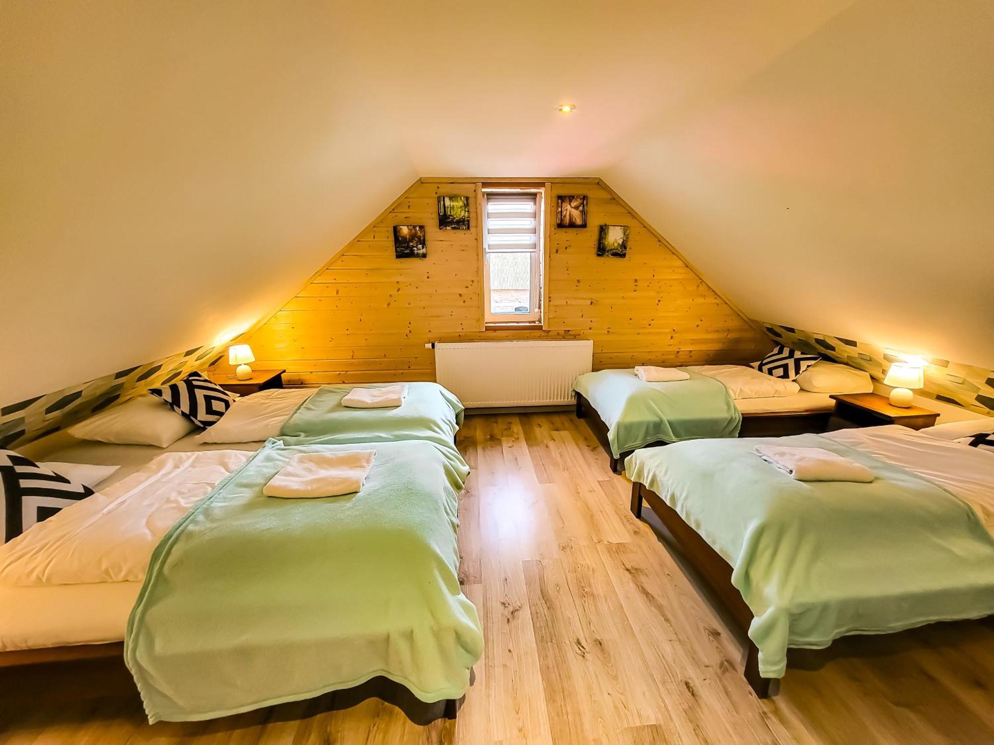 Holiday Home Vegas - House And Garten For Exclusive Use Колцево Екстериор снимка